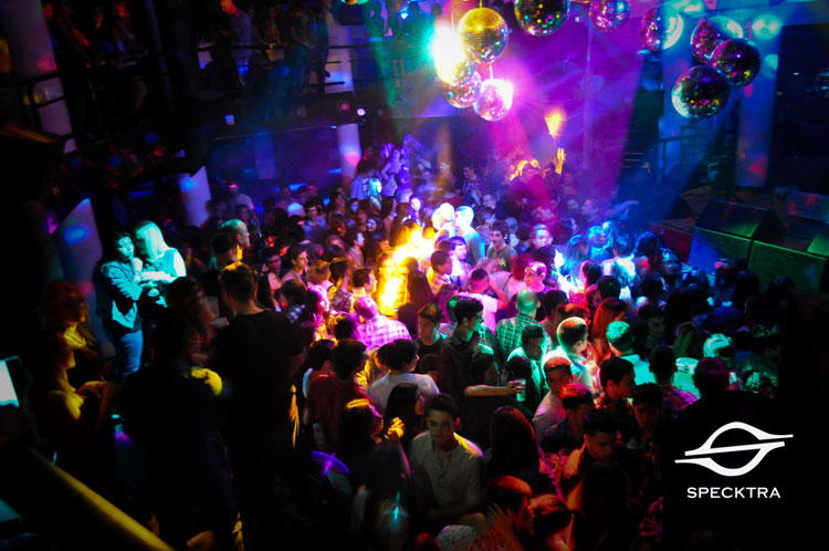 Los Totora en Spektra Disco, Pergamino