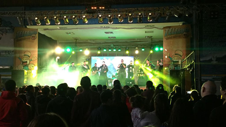 Contratar a Ariel Puchetta y la Otra Dimensión