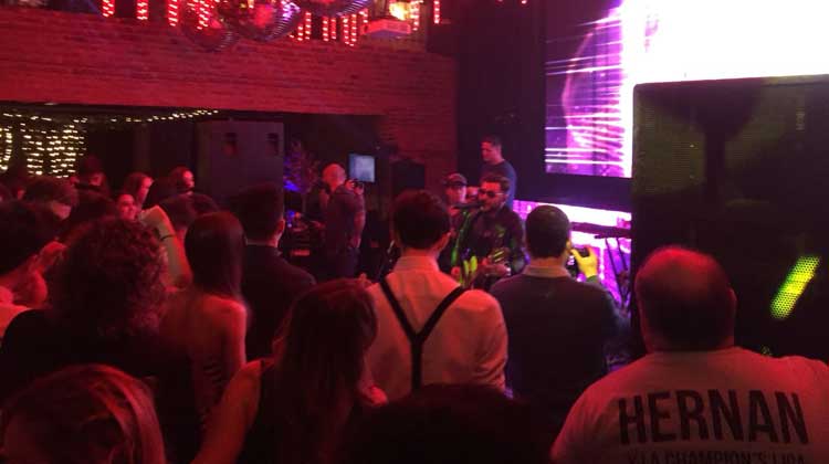 Contratar a Hernán y la Champions Liga