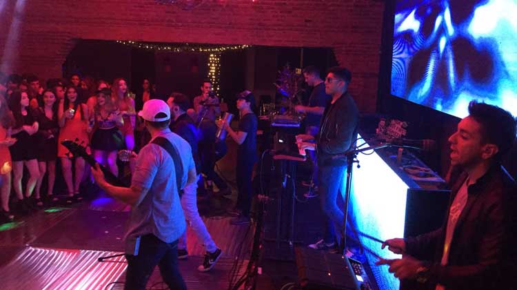 Contratar a Hernán y la Champions Liga