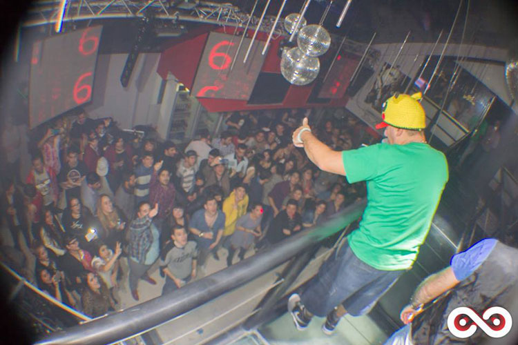 Contratar a Los Rebos