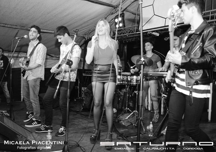 Contratar a Migrantes