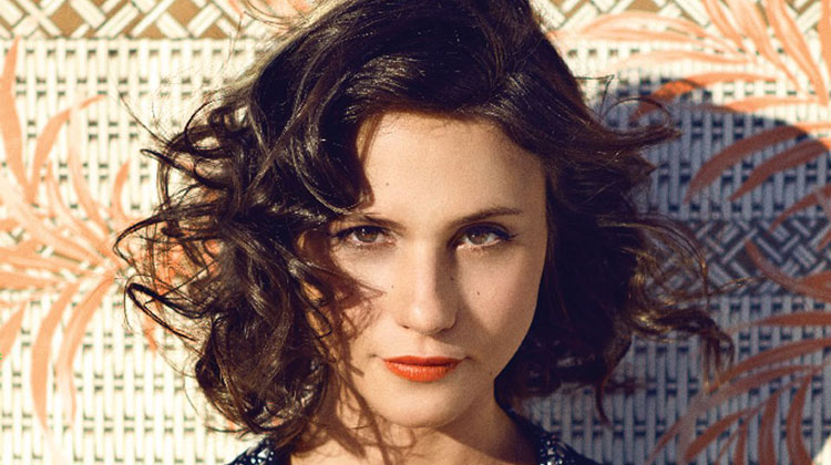 Contrataciones Poli Sallustro