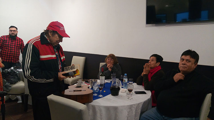 Contratar a Rodolfo Zapata