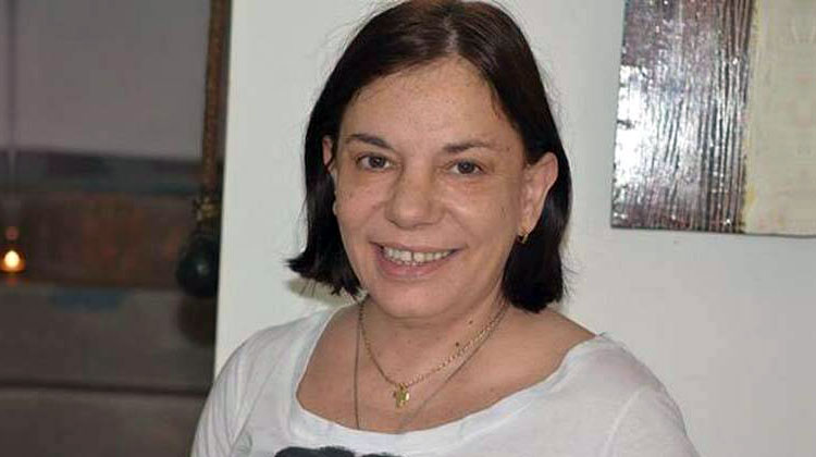 Contratación de Sandra Mendoza