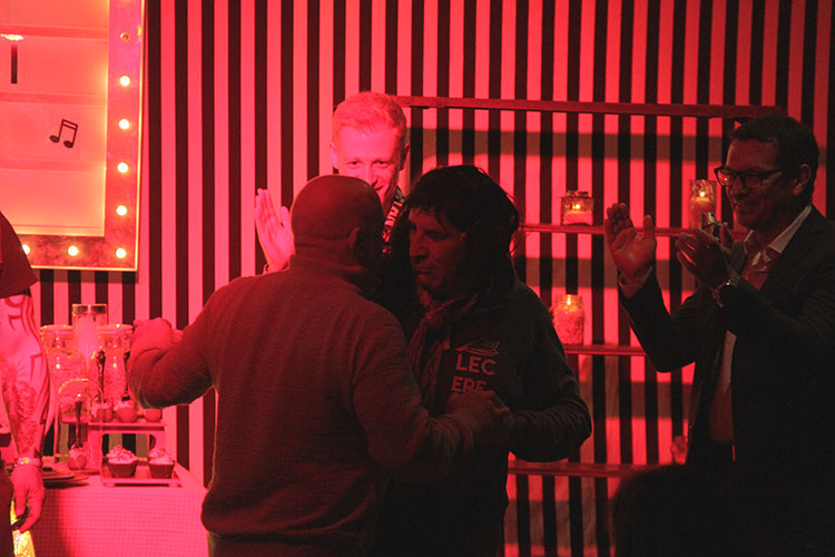 Contratar a Yayo y Humoristas