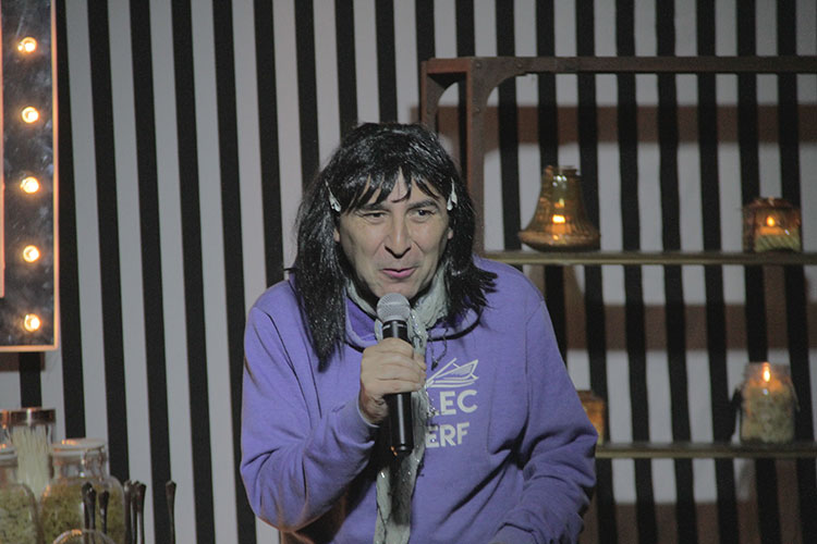 Contratar a Yayo y Humoristas