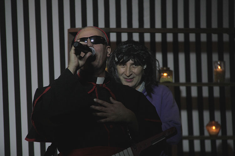 Contratar a Yayo y Humoristas