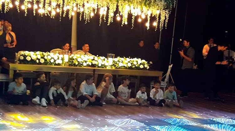 Contratar a los humoristas de Sin Codificar