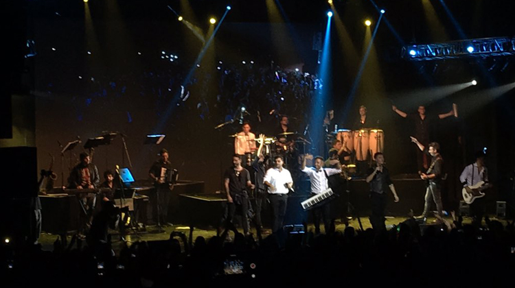 cuestion de tiempo en el teatro gran rex