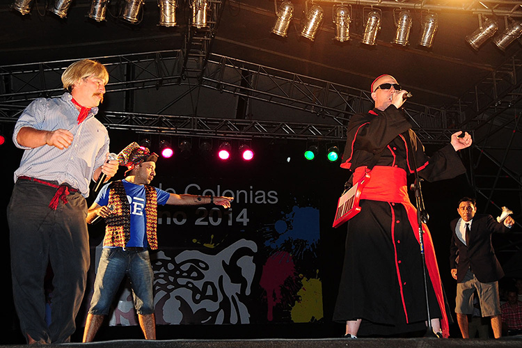 Yayo y la Cumbia Papal @ Fiestas de las colonias de verano 2014