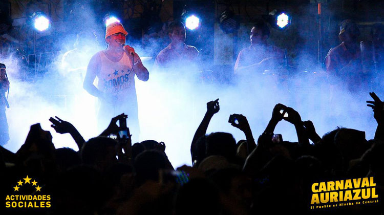 Mario Pereyra en la Choripaneada Gigante del Carnaval Auriazul