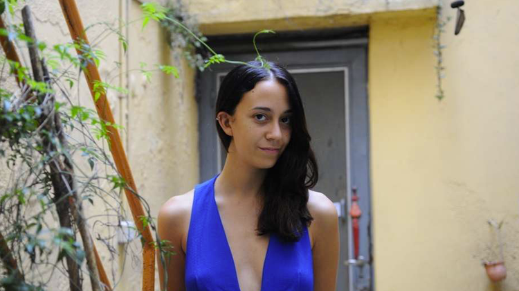 Naira Awada contrataciones