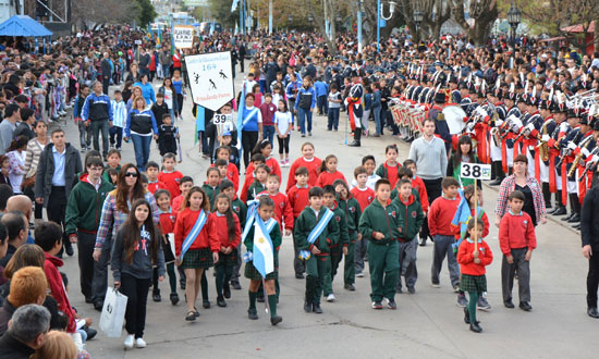 Festejos patrios en la municipalidad de Presidente Perón
