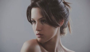 Contratar a Camila Mateos