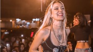 contratar a la joaqui