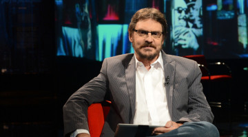 contratar a felipe pigna