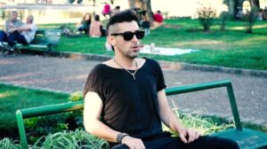 contratar a guille aquino