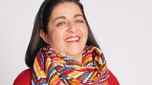 Contratación de Mónica Cabrera