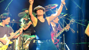 Thunderstruck, tributo a AC/DC