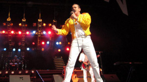 One and Dr. Queen – Tributo a Queen