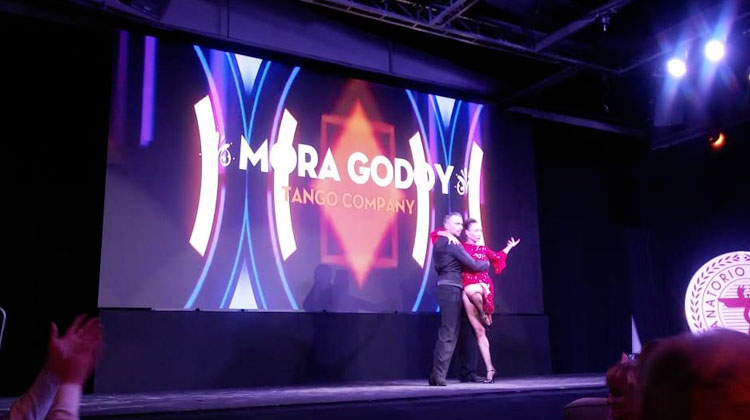 Mora Godoy contrataciones