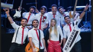 contratar a agapornis